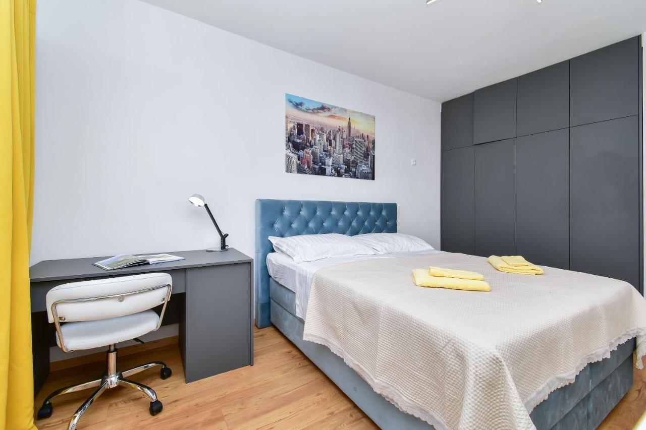 אומיס Apartment Ela מראה חיצוני תמונה