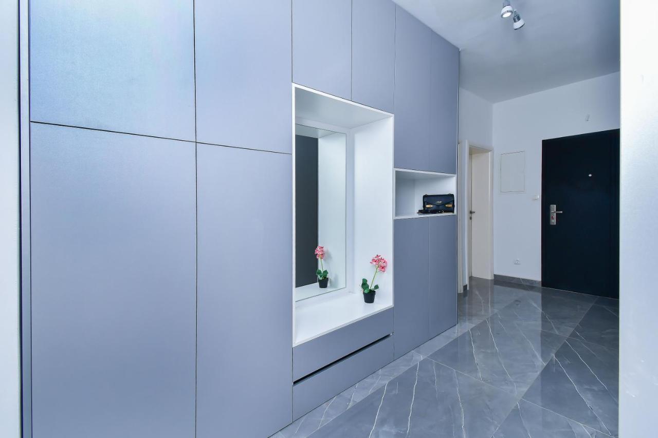 אומיס Apartment Ela מראה חיצוני תמונה