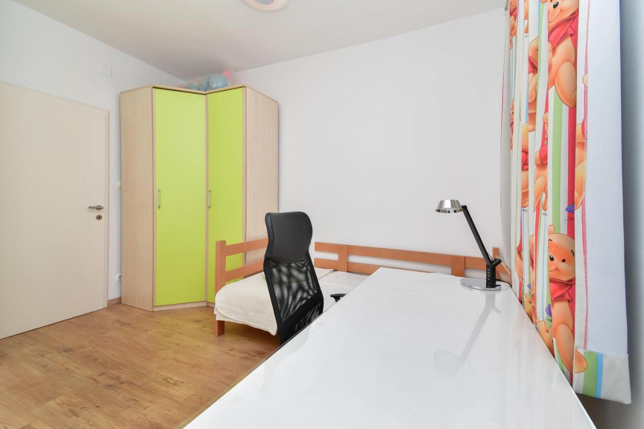 אומיס Apartment Ela מראה חיצוני תמונה