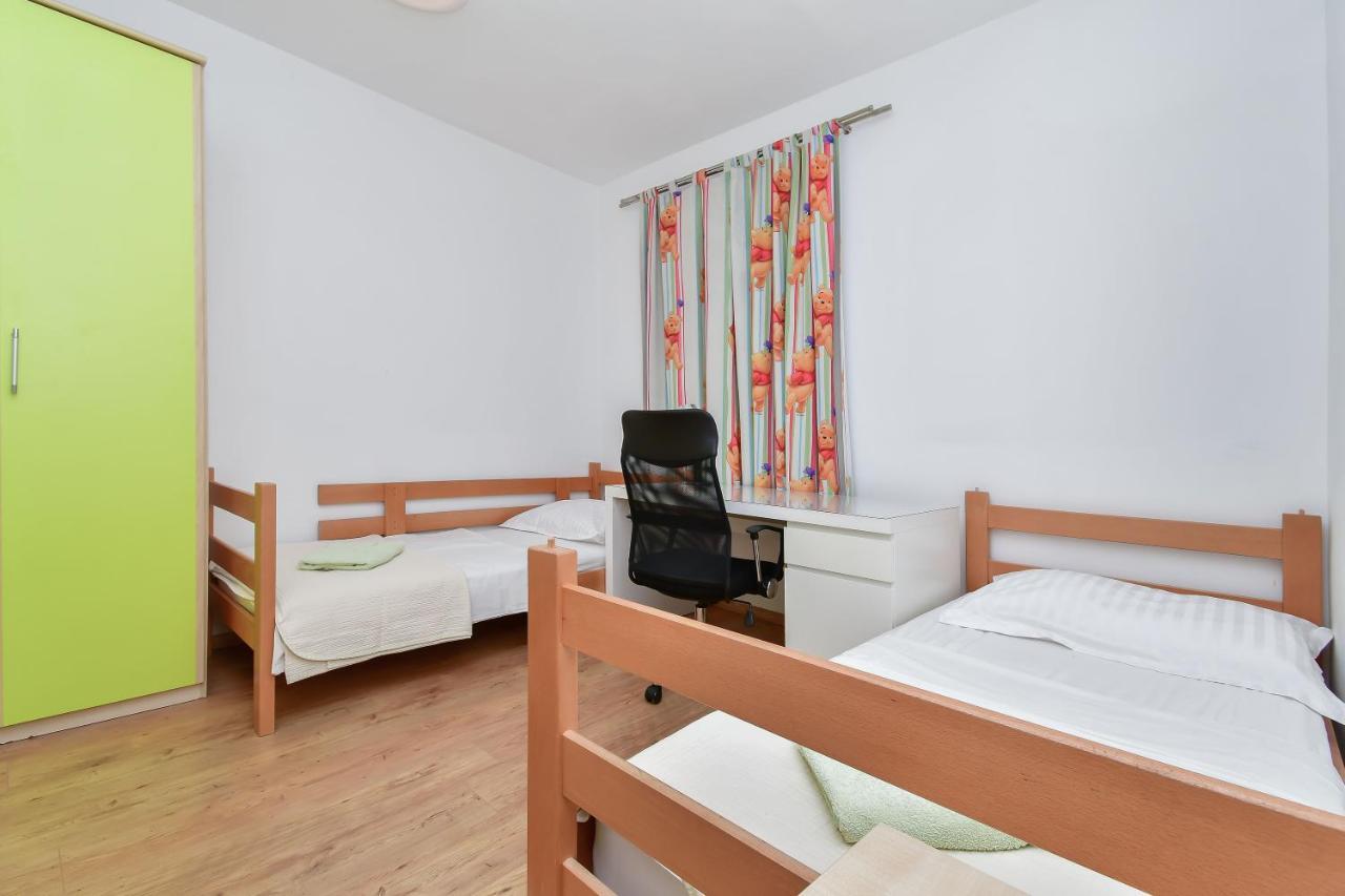 אומיס Apartment Ela מראה חיצוני תמונה