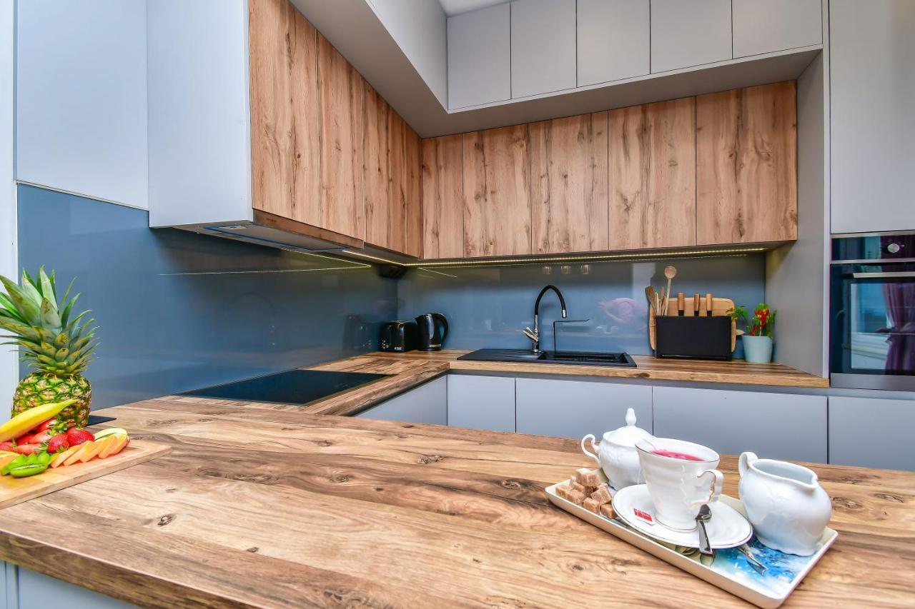אומיס Apartment Ela מראה חיצוני תמונה