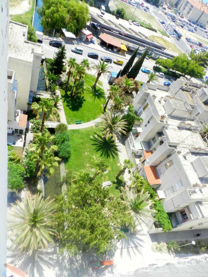 אומיס Apartment Ela מראה חיצוני תמונה